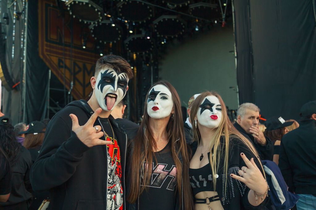 Kiss Argentina - Niños disfrazados. Imágenes de DF Entertainment