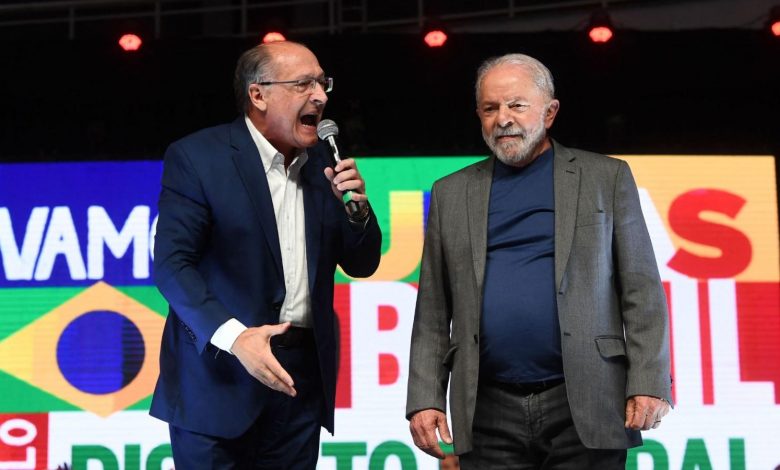 Lula presentó oficialmente su candidatura