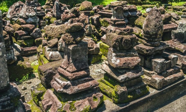 cementerio vikingo, con apilado de piedras