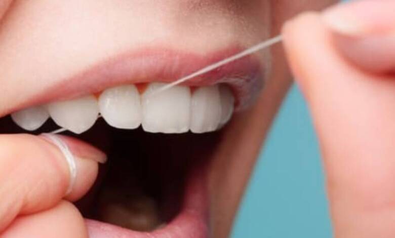 Cinco beneficios del hilo dental