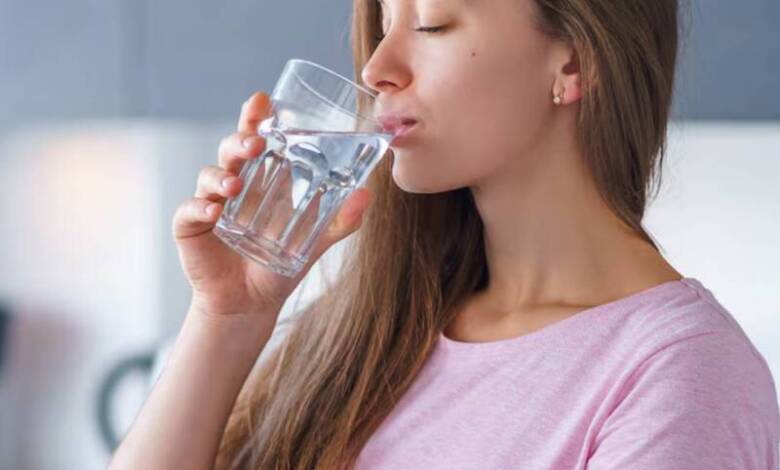 ¿Cuánta agua necesita un cuerpo al día? Un nuevo estudio japonés desafía la regla de los dos litros