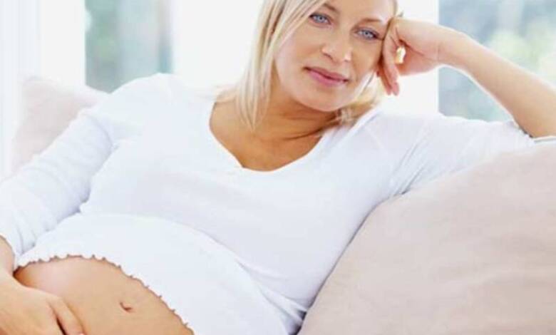 Por primera vez hay más madres primerizas mayores de 40 años que adolescentes