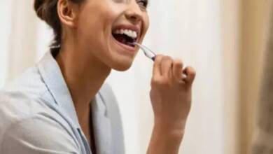 Cambiar de mano al cepillarse los dientes tiene beneficios para el cerebro