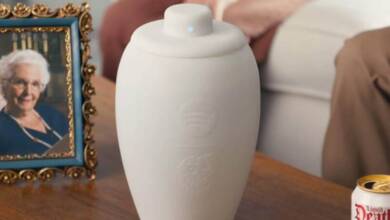 Spotify presenta una urna funeraria para escuchar música “en la eternidad”