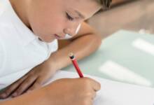 Suecia eliminará las pantallas de las escuelas y volverá al lápiz y papel