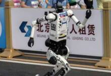 Un robot superó la marca histórica en la media maratón de Beijing